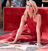 2015-09-24-Claire-Danes-Gets-A-Star-On-The-Hollywood-Walk-Of-Fame-0217.jpg
