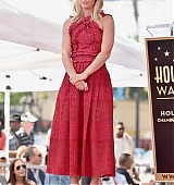 2015-09-24-Claire-Danes-Gets-A-Star-On-The-Hollywood-Walk-Of-Fame-0271.jpg