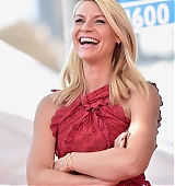 2015-09-24-Claire-Danes-Gets-A-Star-On-The-Hollywood-Walk-Of-Fame-0272.jpg