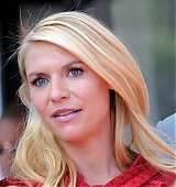 2015-09-24-Claire-Danes-Gets-A-Star-On-The-Hollywood-Walk-Of-Fame-0341.jpg