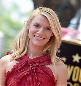 2015-09-24-Claire-Danes-Gets-A-Star-On-The-Hollywood-Walk-Of-Fame-0370.jpg