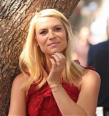 2015-09-24-Claire-Danes-Gets-A-Star-On-The-Hollywood-Walk-Of-Fame-0623.jpg