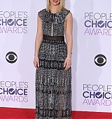 2016-01-06-Peoples-Choice-Awards-Arrivals-292.jpg