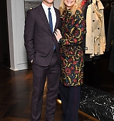 2016-05-02-Burberry-Celebrates-Newest-Collections-At-The-Store-In-New-York-003.jpg