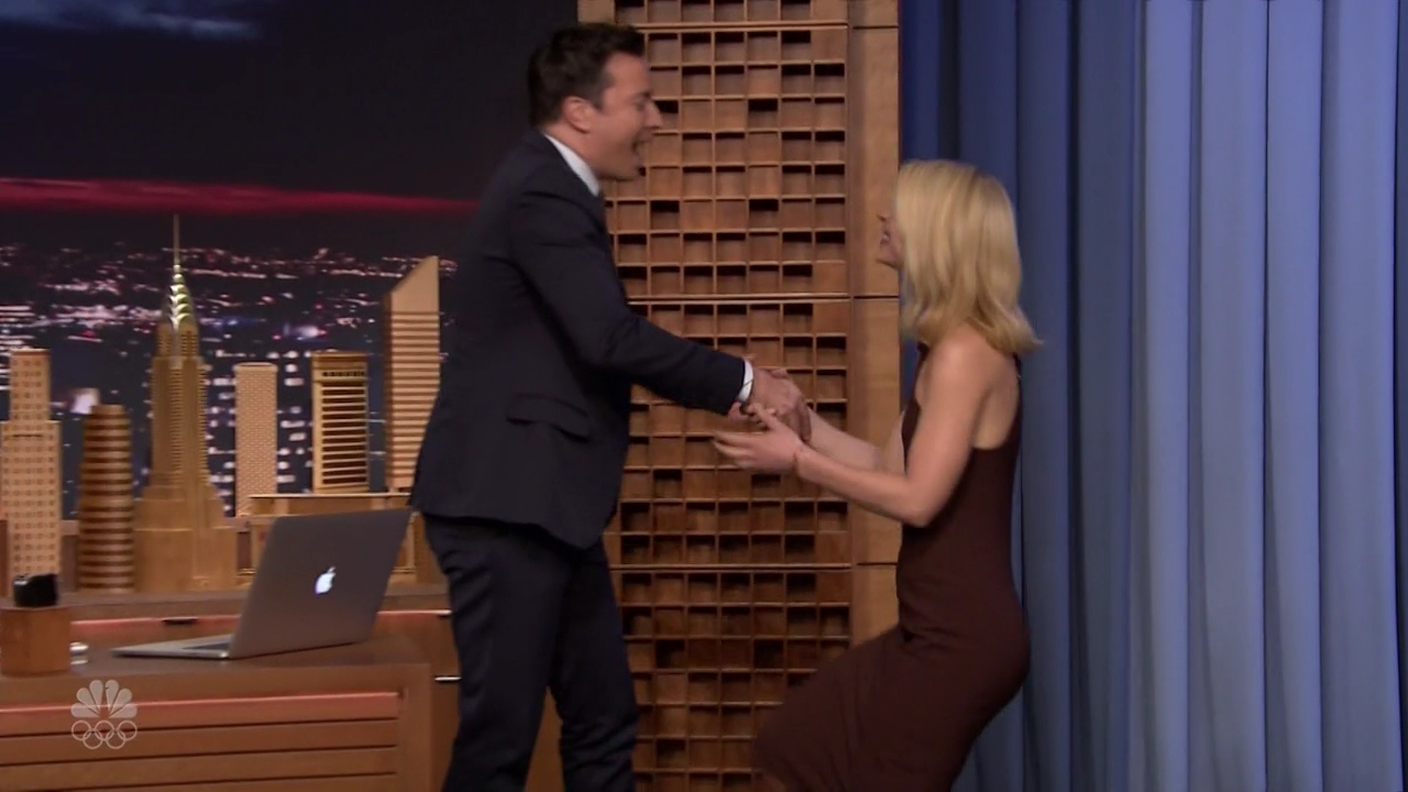 2016-03-28-The-Tonight-Show-With-Jimmy-Fallon-Caps-006.jpg
