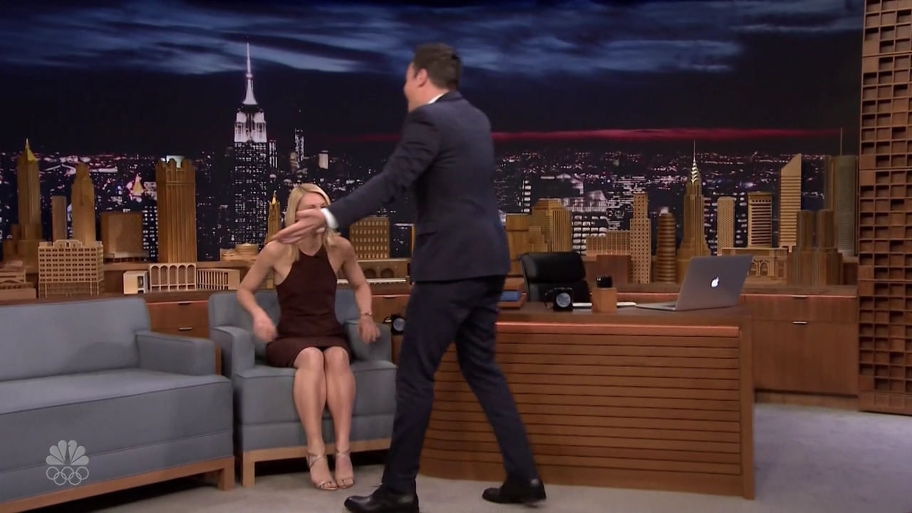 2016-03-28-The-Tonight-Show-With-Jimmy-Fallon-Caps-659.jpg