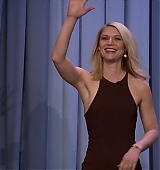 2016-03-28-The-Tonight-Show-With-Jimmy-Fallon-Caps-003.jpg