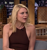 2016-03-28-The-Tonight-Show-With-Jimmy-Fallon-Caps-035.jpg