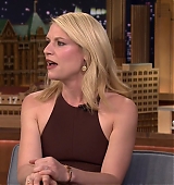 2016-03-28-The-Tonight-Show-With-Jimmy-Fallon-Caps-102.jpg