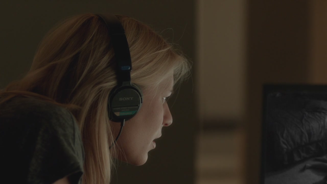 1x03-125.jpg 1x03-125.jpg