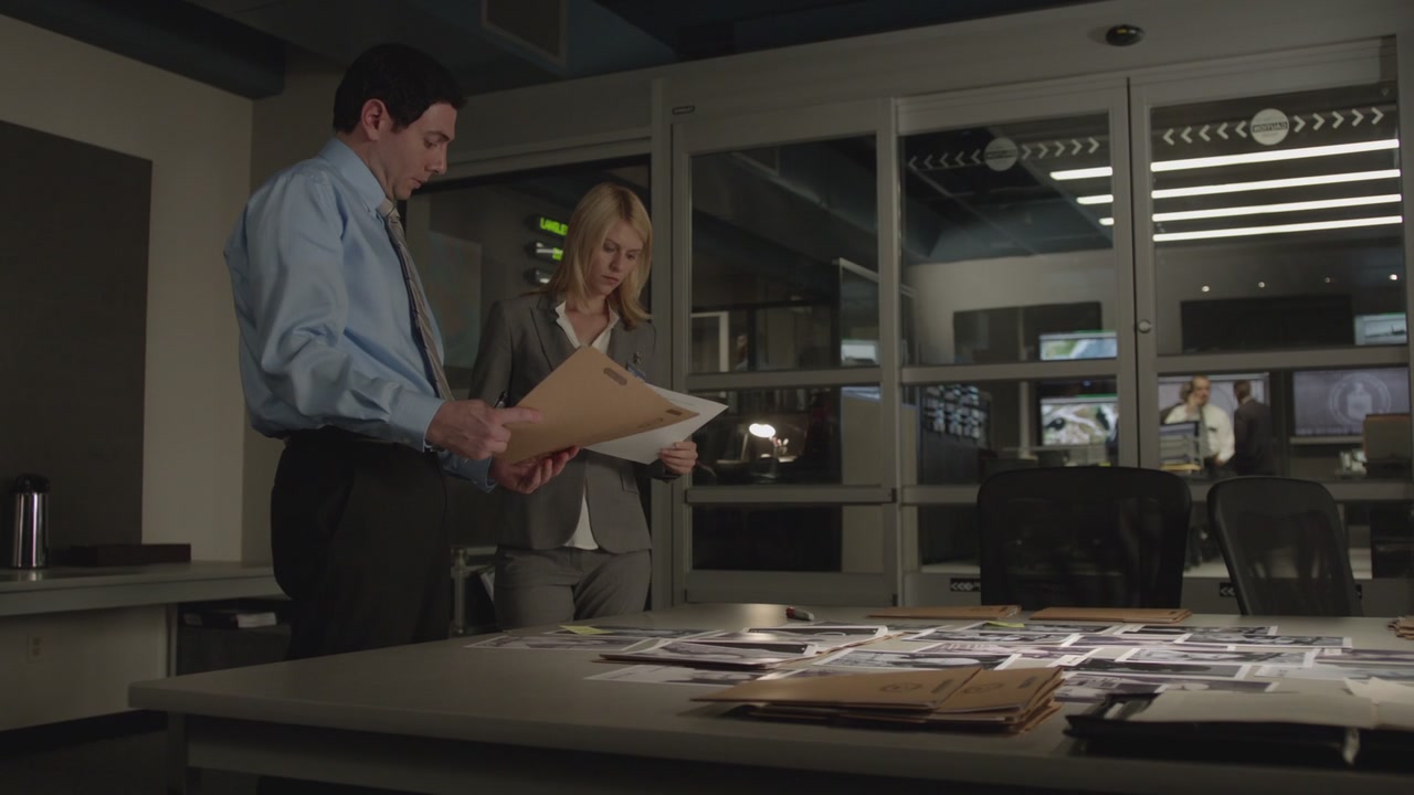 1x04-205.jpg 1x04-205.jpg