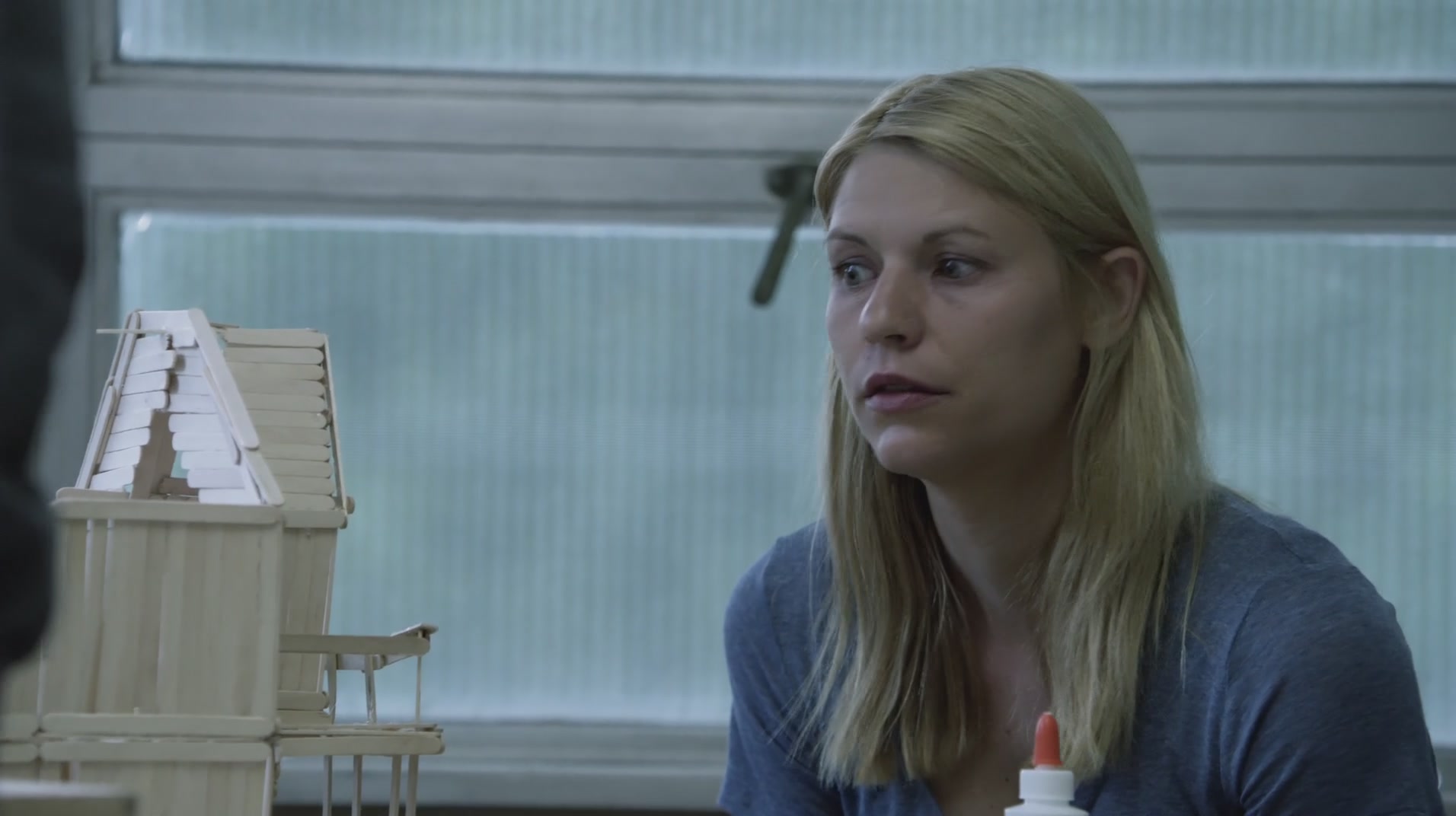 3x03-067.jpg 3x03-067.jpg