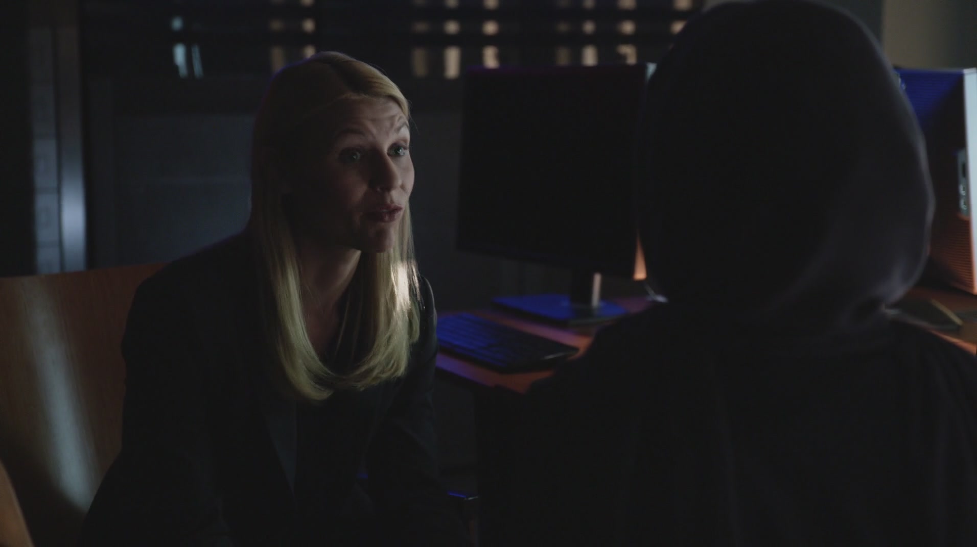 3x10-149.jpg 3x10-149.jpg