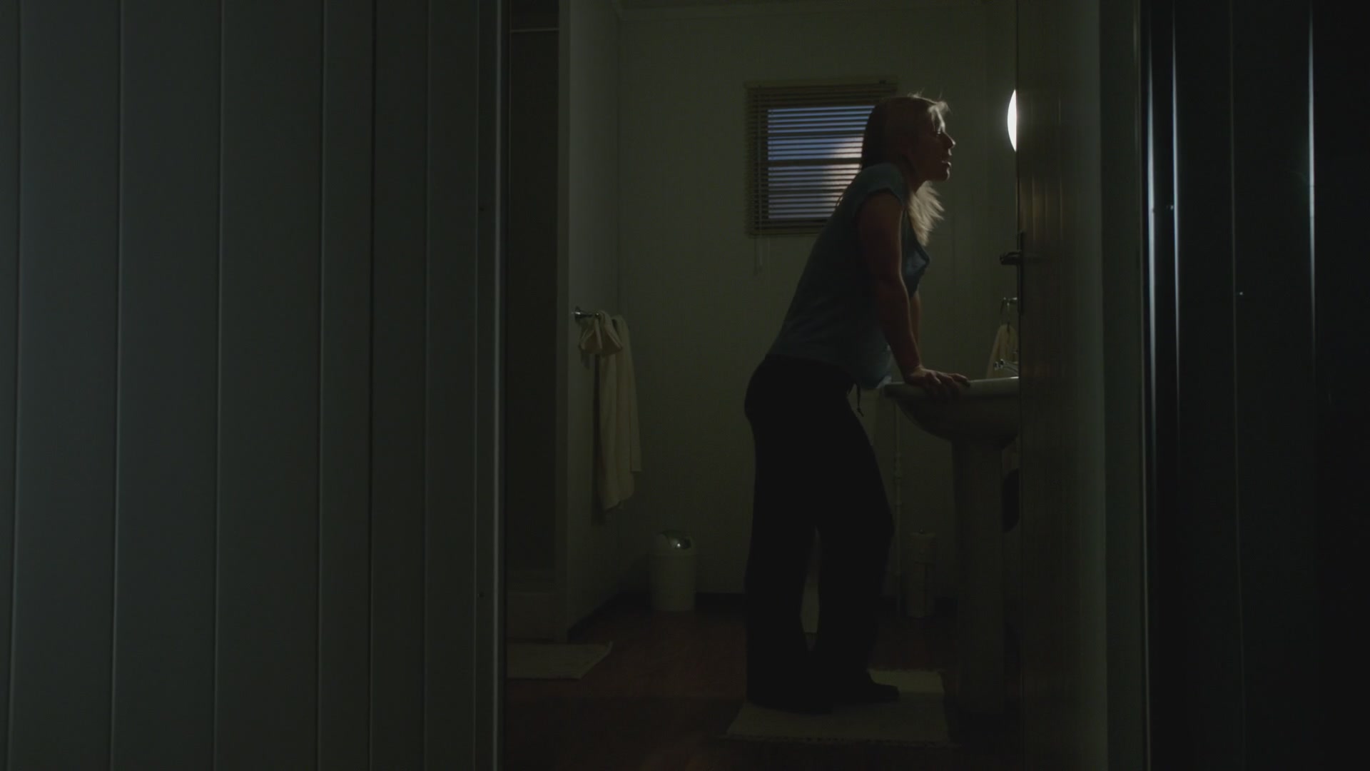 4x01-144.jpg 4x01-144.jpg