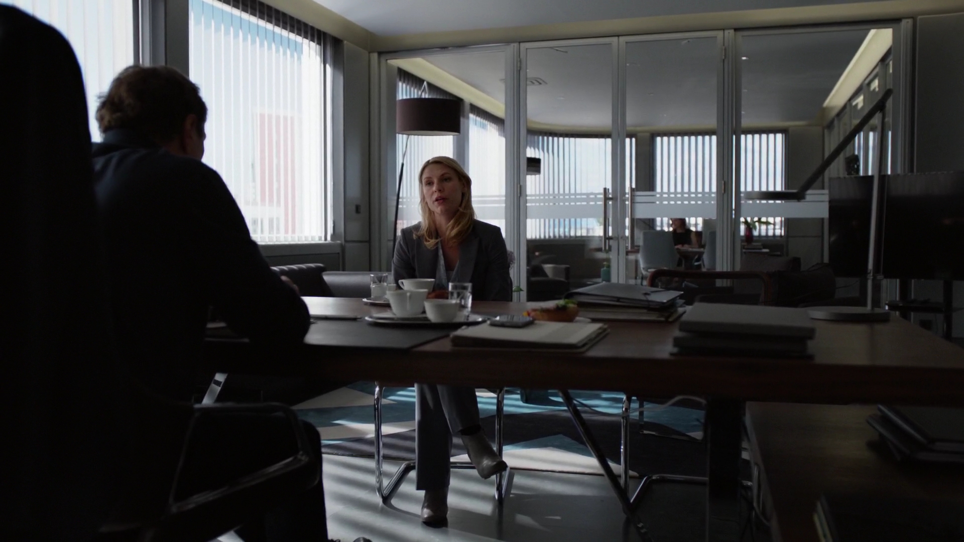 homeland-5x01-273.jpg homeland-5x01-273.jpg