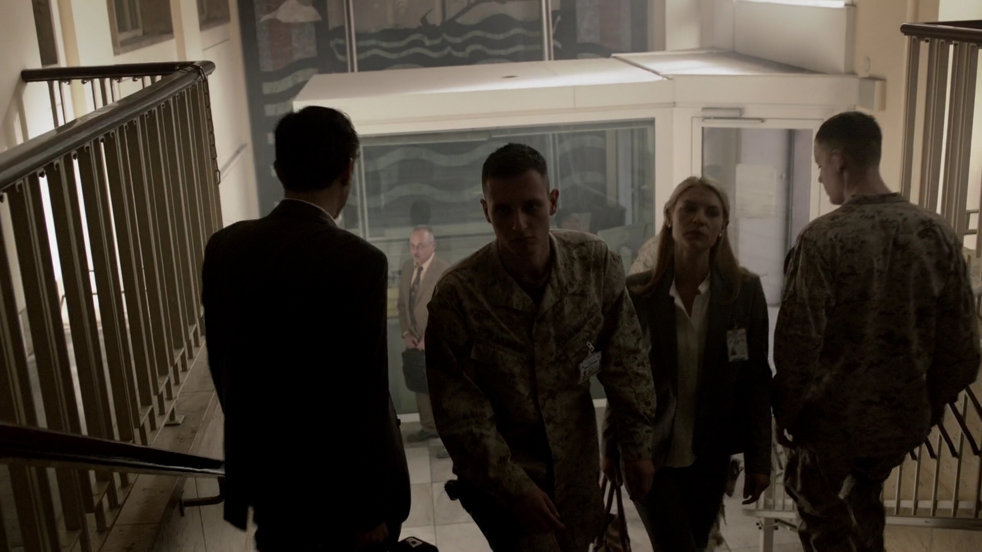 homeland-5x08-035.jpg homeland-5x08-035.jpg
