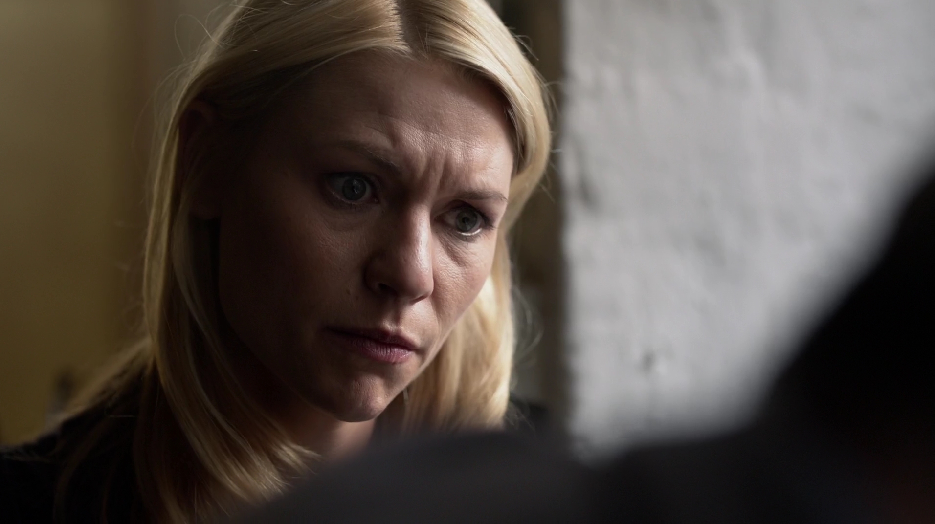 homeland-5x09-049.jpg