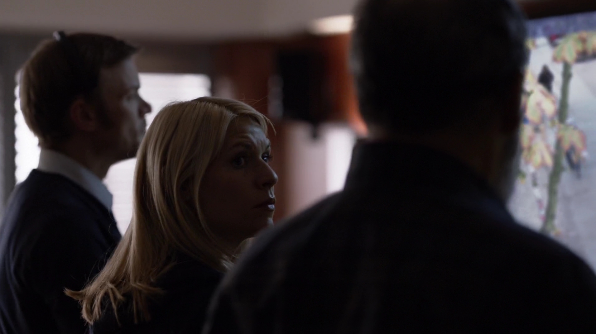homeland-5x09-122.jpg homeland-5x09-122.jpg