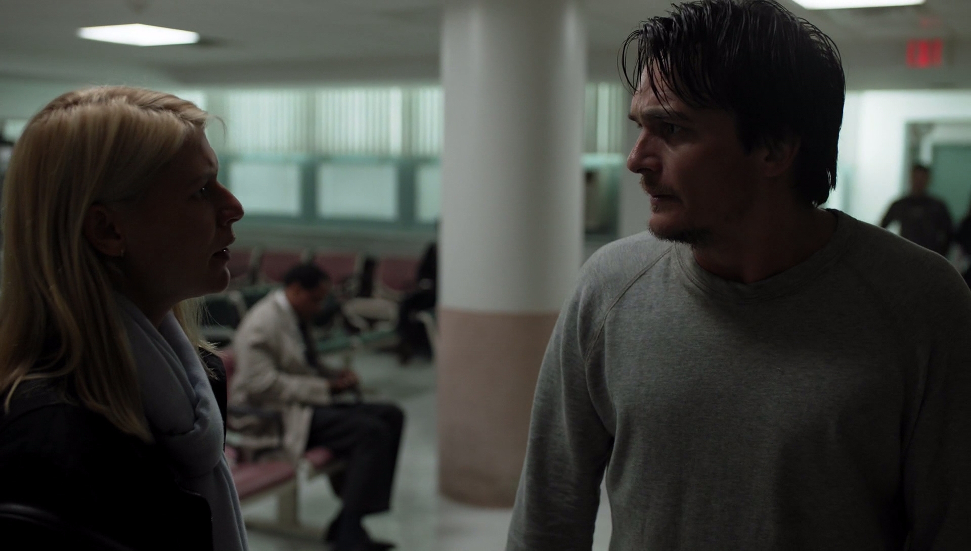 Homeland-6x01-054.jpg Homeland-6x01-054.jpg