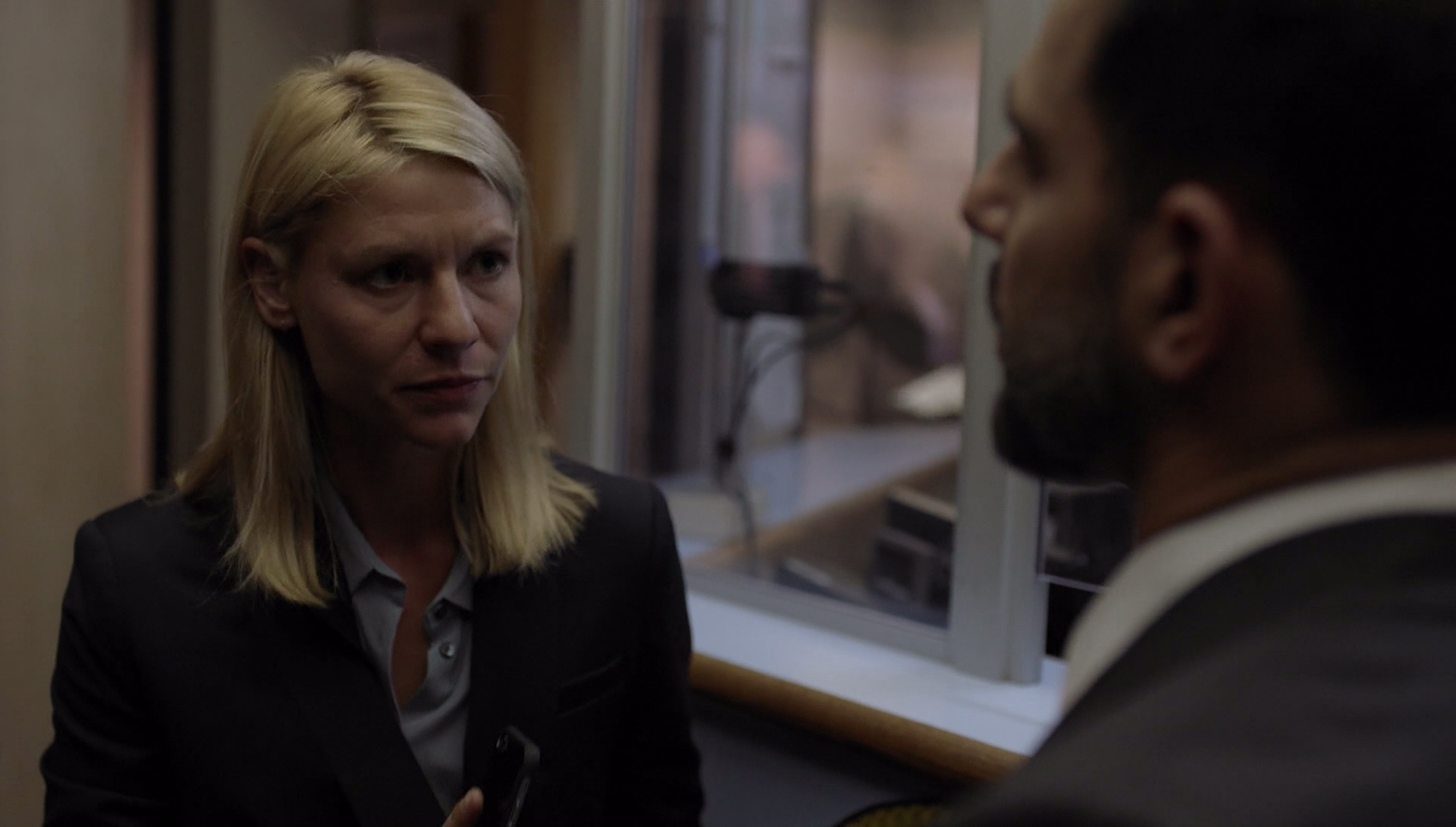 Homeland-6x02-196.jpg