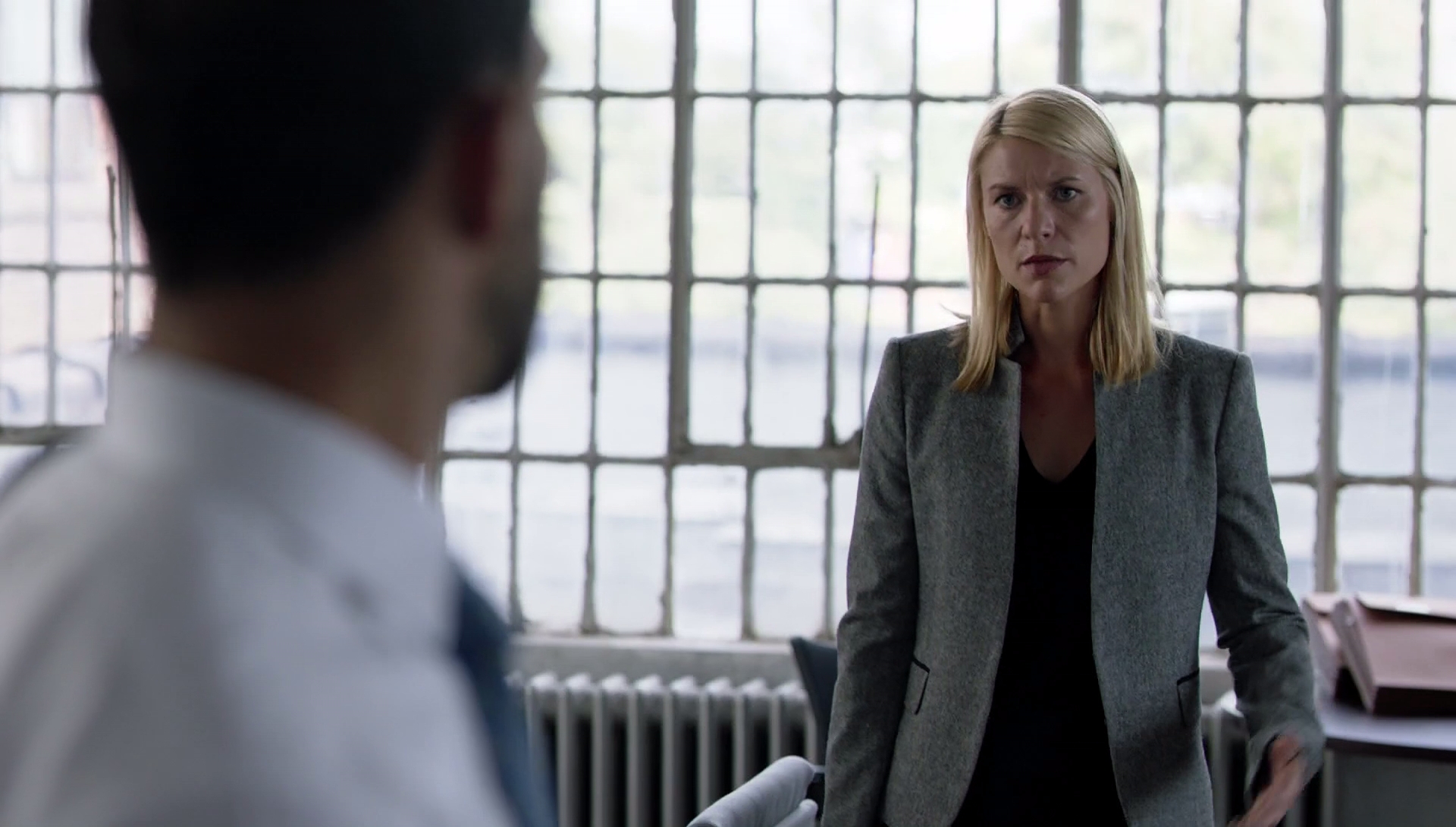 Homeland-6x03-050.jpg Homeland-6x03-050.jpg