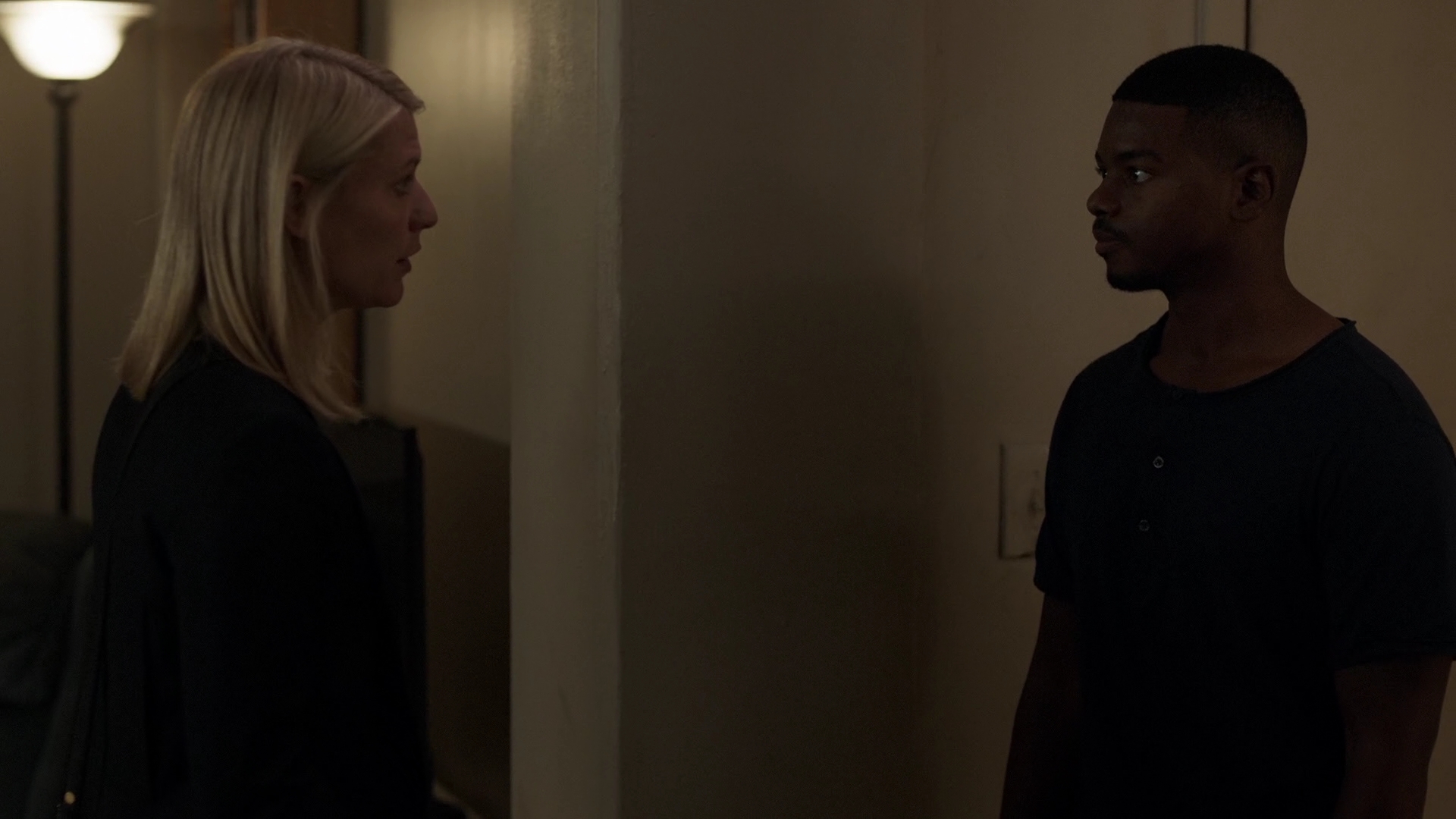 Homeland-6x04-222.jpg Homeland-6x04-222.jpg
