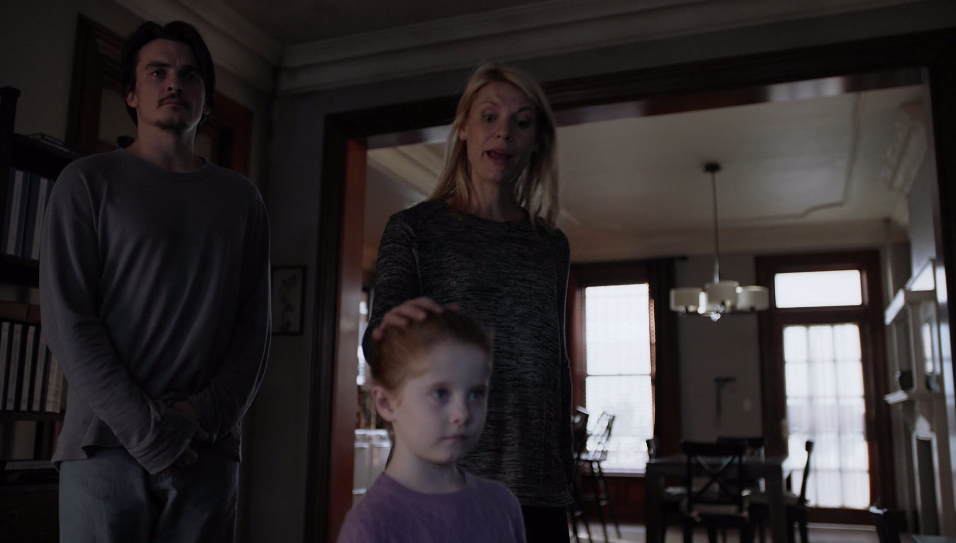 Homeland-6x05-003.jpg Homeland-6x05-003.jpg