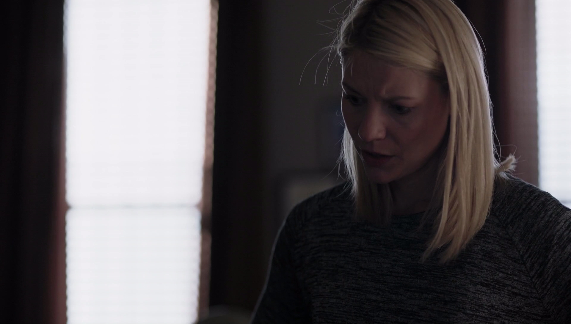 Homeland-6x05-006.jpg Homeland-6x05-006.jpg