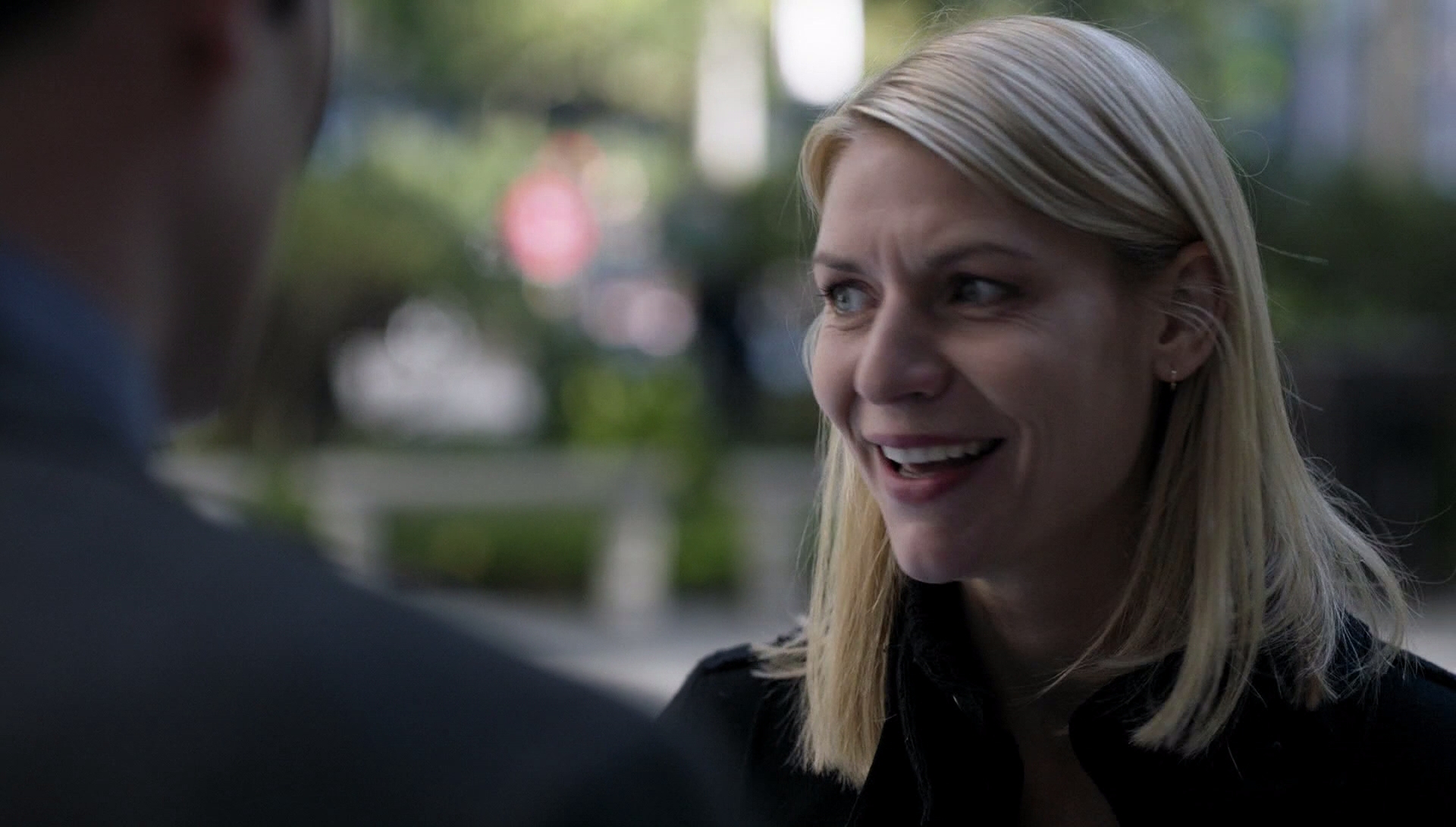 Homeland-6x05-052.jpg Homeland-6x05-052.jpg