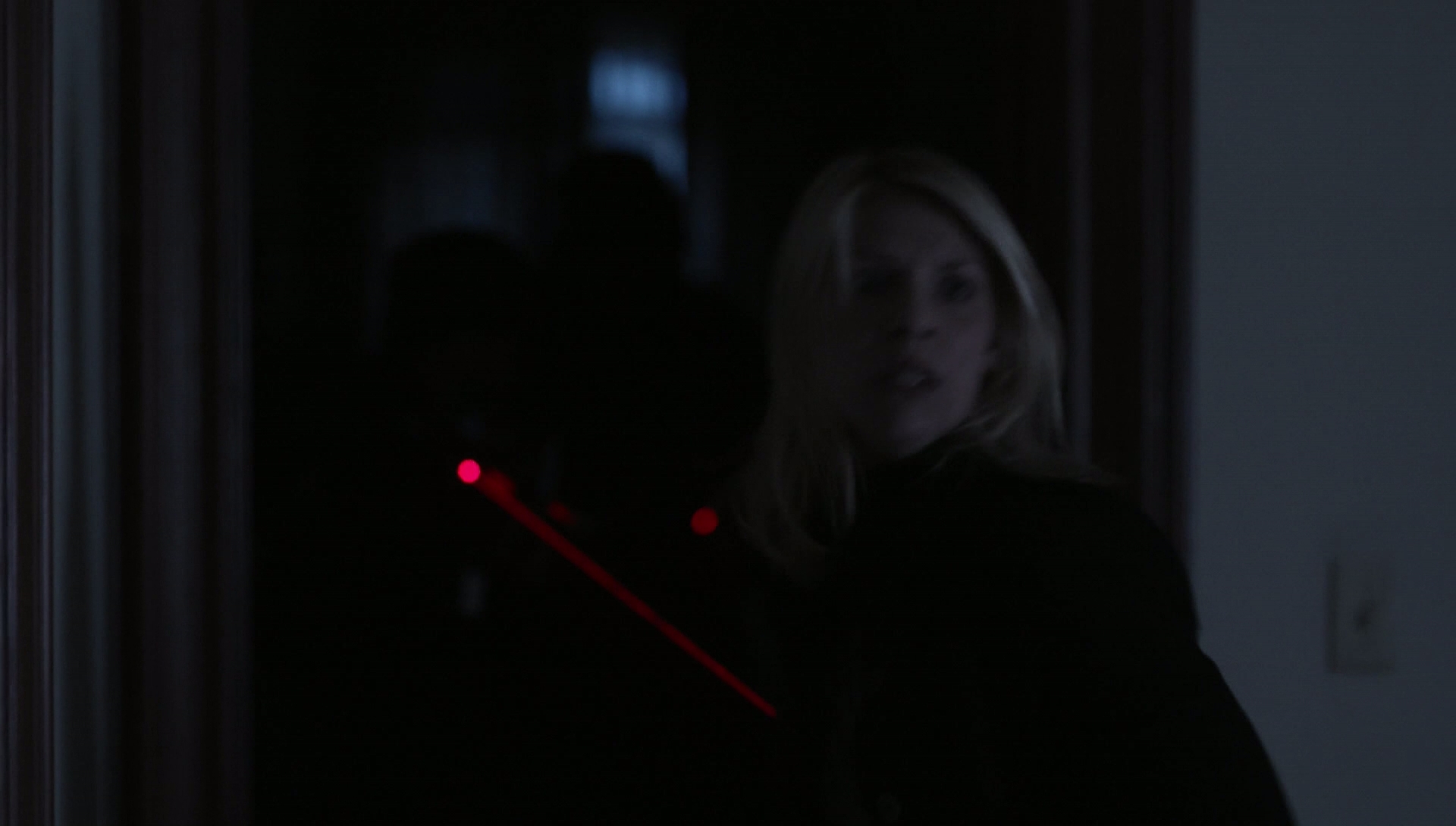 Homeland-6x05-138.jpg Homeland-6x05-138.jpg