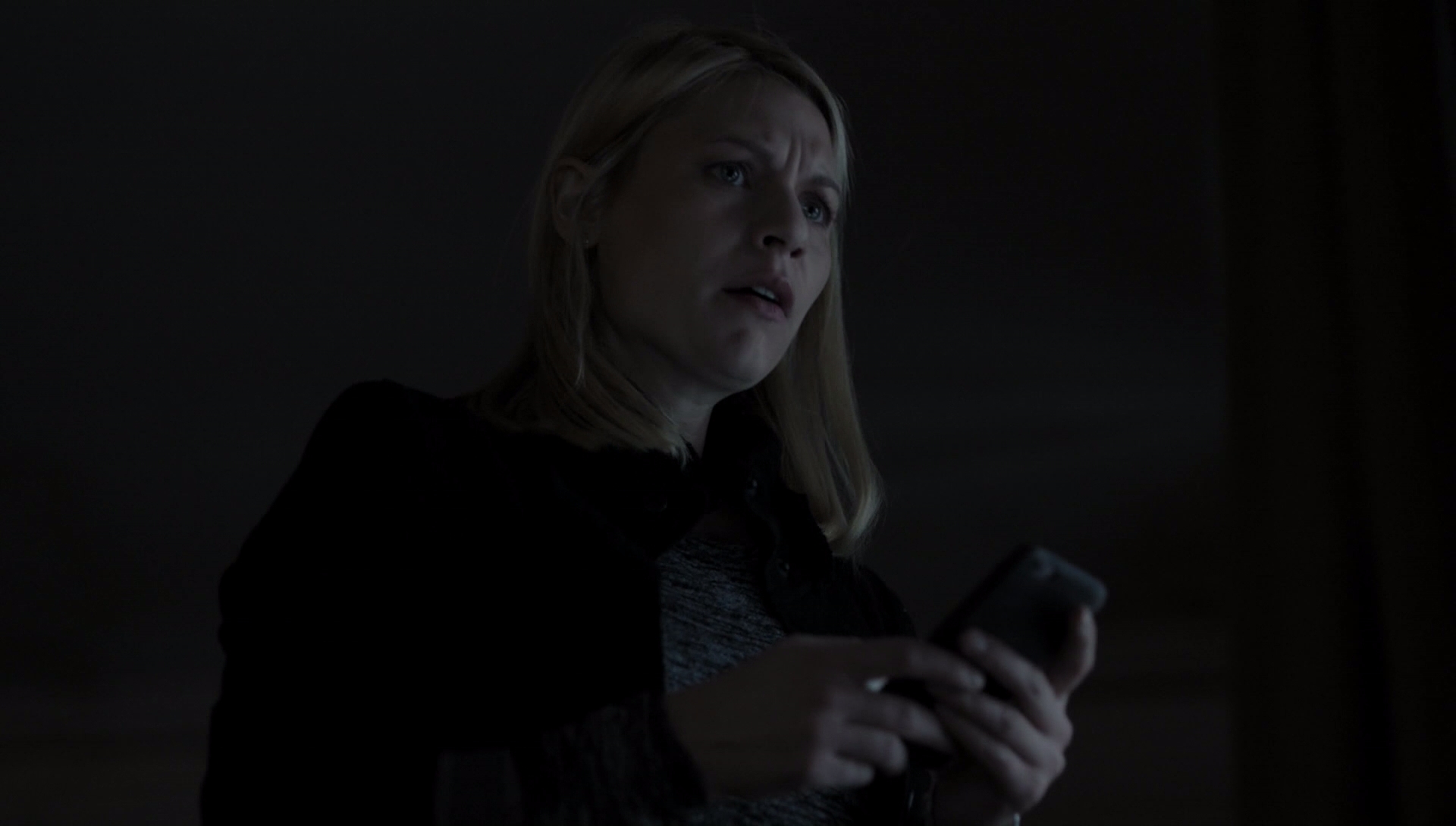 Homeland-6x05-174.jpg Homeland-6x05-174.jpg