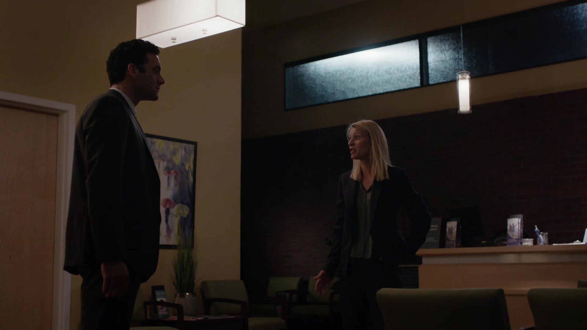 Homeland-7x01-595.jpg Homeland-7x01-595.jpg