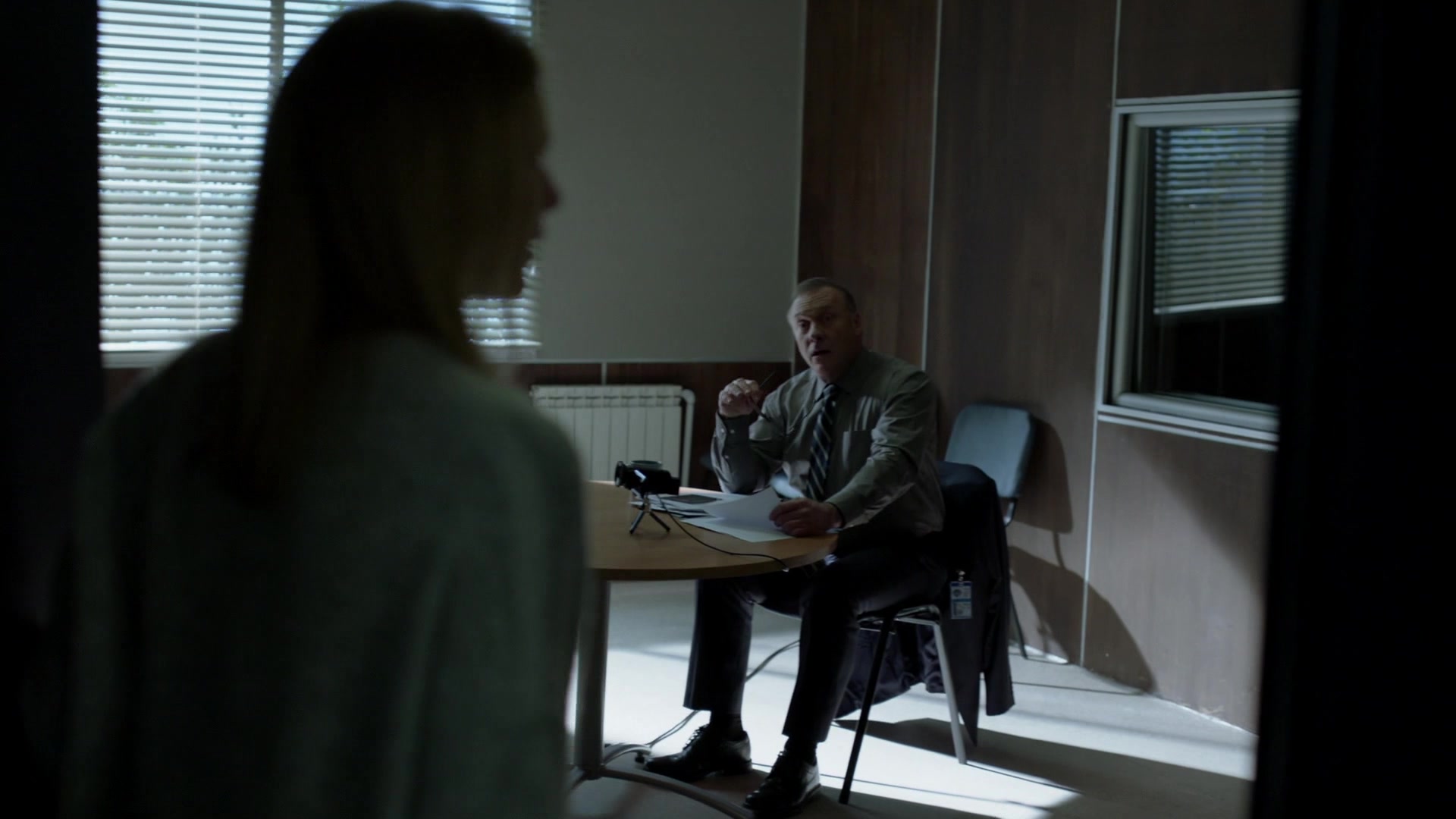 Homeland-8x01-0100.jpg Homeland-8x01-0100.jpg