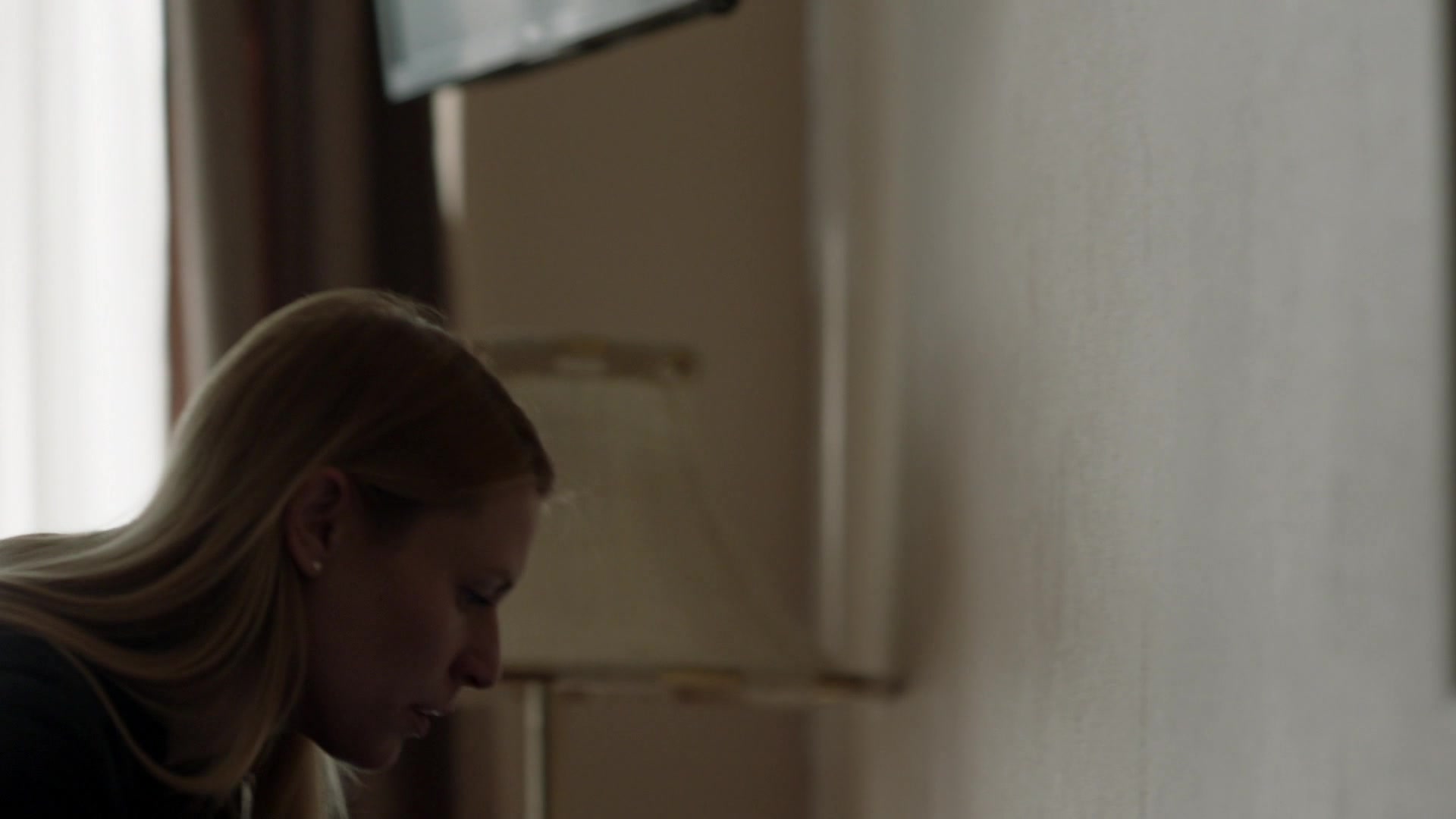 Homeland-8x01-0412.jpg Homeland-8x01-0412.jpg