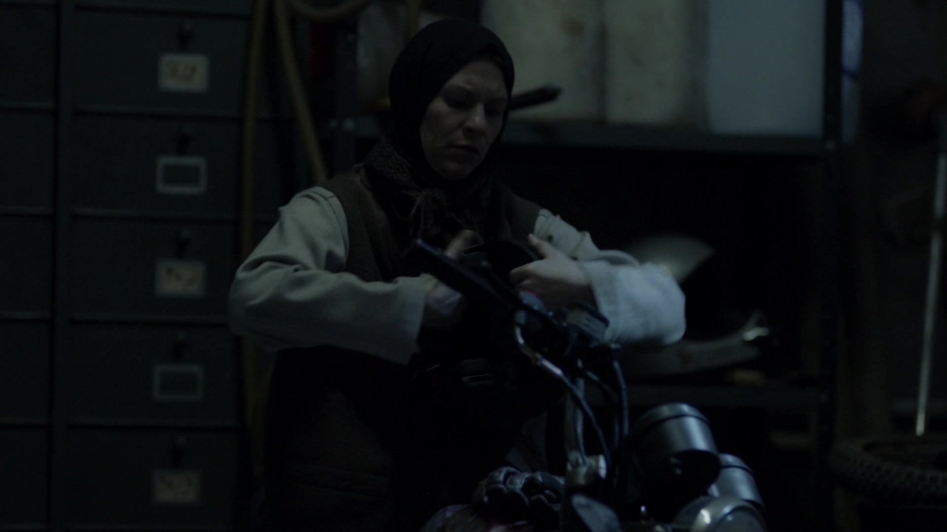 Homeland-8x01-0452.jpg Homeland-8x01-0452.jpg