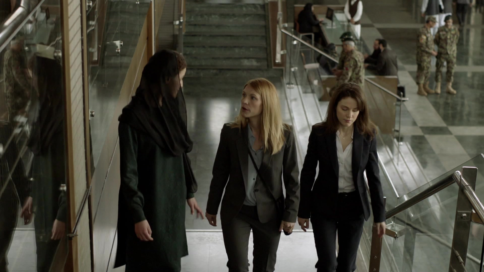 Homeland-8x01-0832.jpg Homeland-8x01-0832.jpg