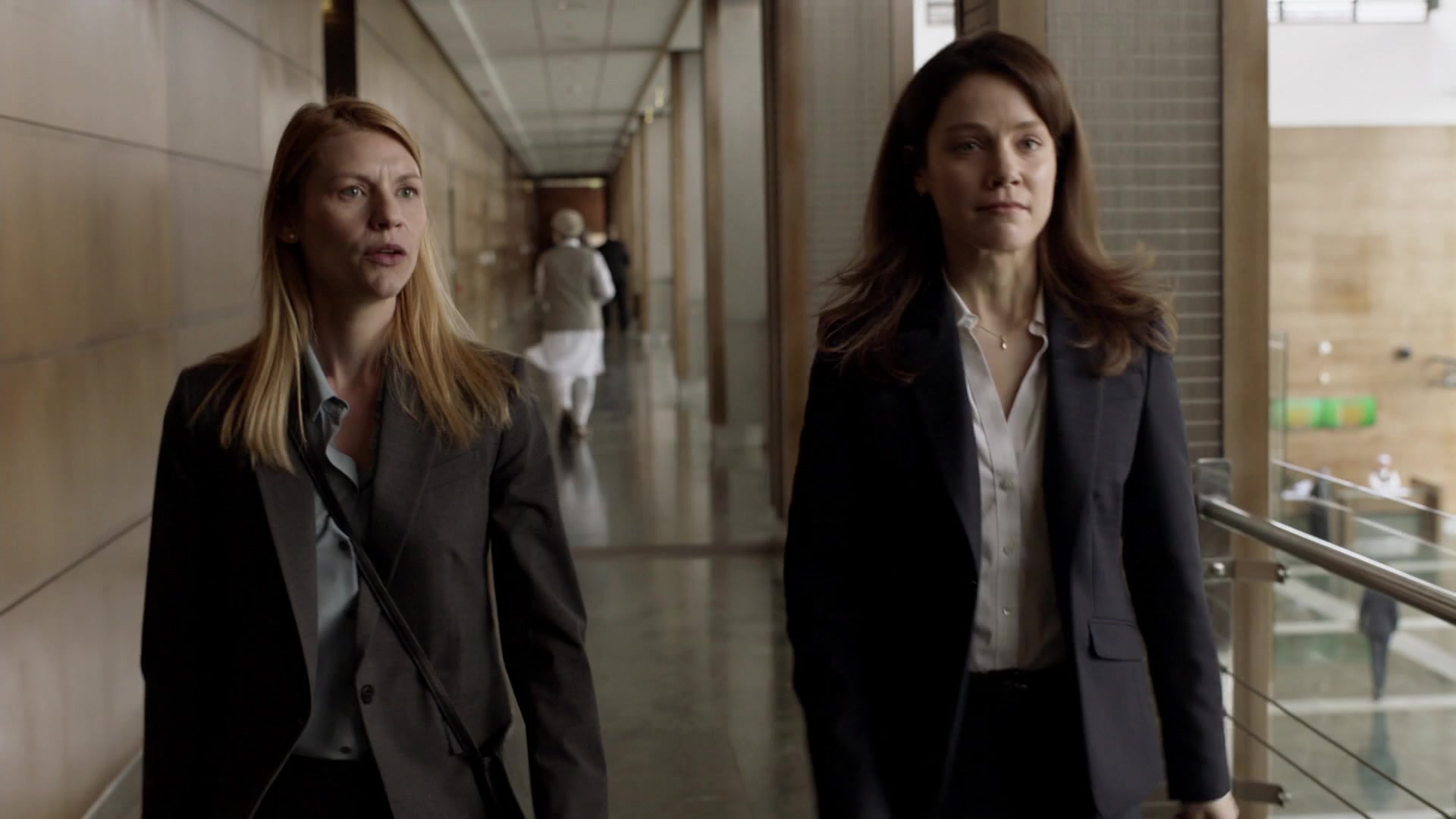 Homeland-8x01-0843.jpg