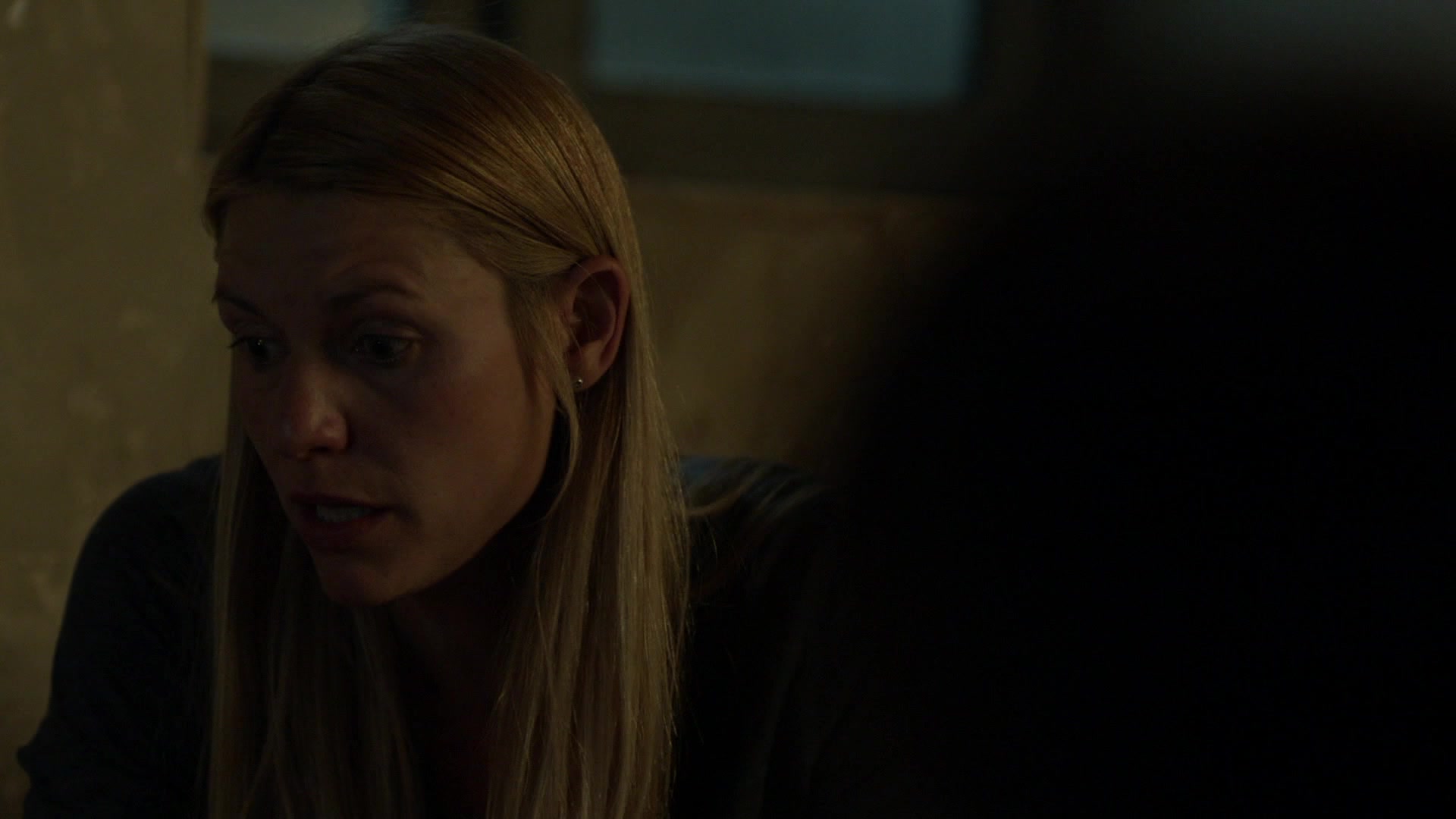 Homeland-8x08-0223.jpg Homeland-8x08-0223.jpg