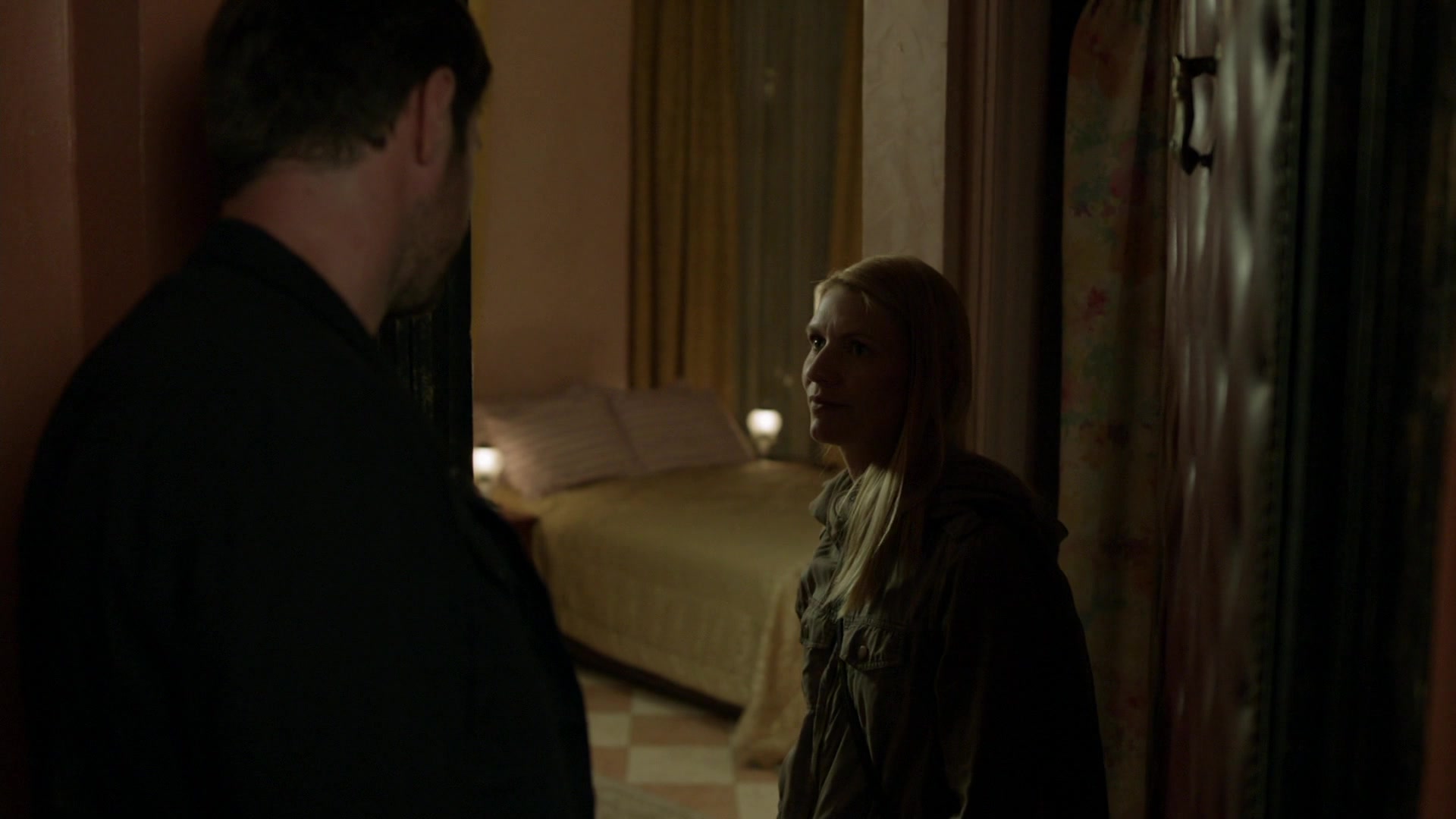 Homeland-8x09-055.jpg Homeland-8x09-055.jpg