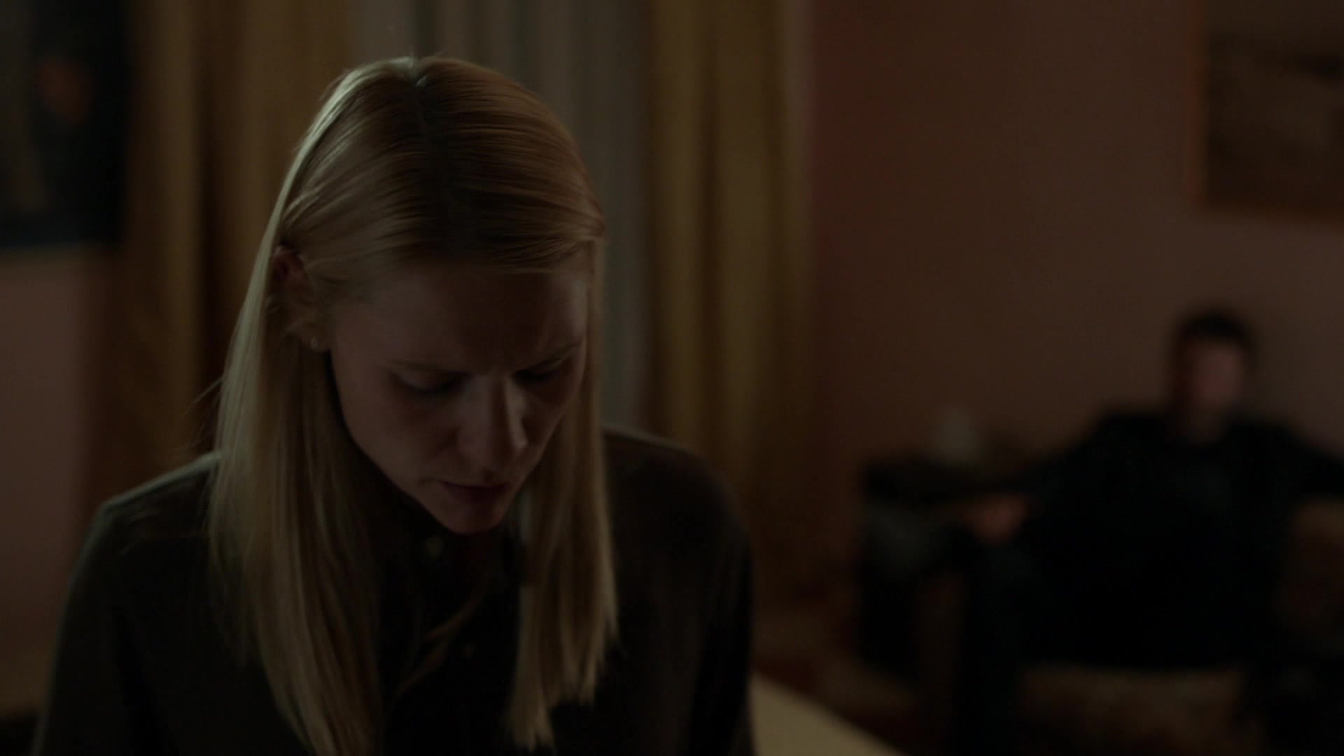 Homeland-8x09-341.jpg Homeland-8x09-341.jpg