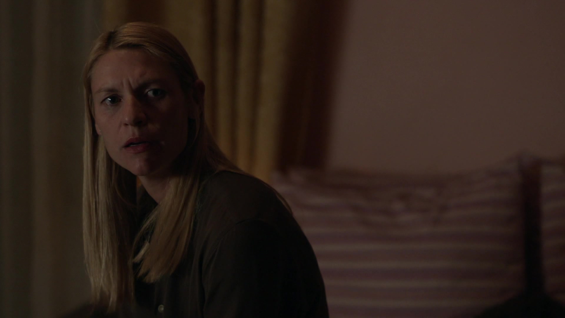 Homeland-8x09-369.jpg Homeland-8x09-369.jpg
