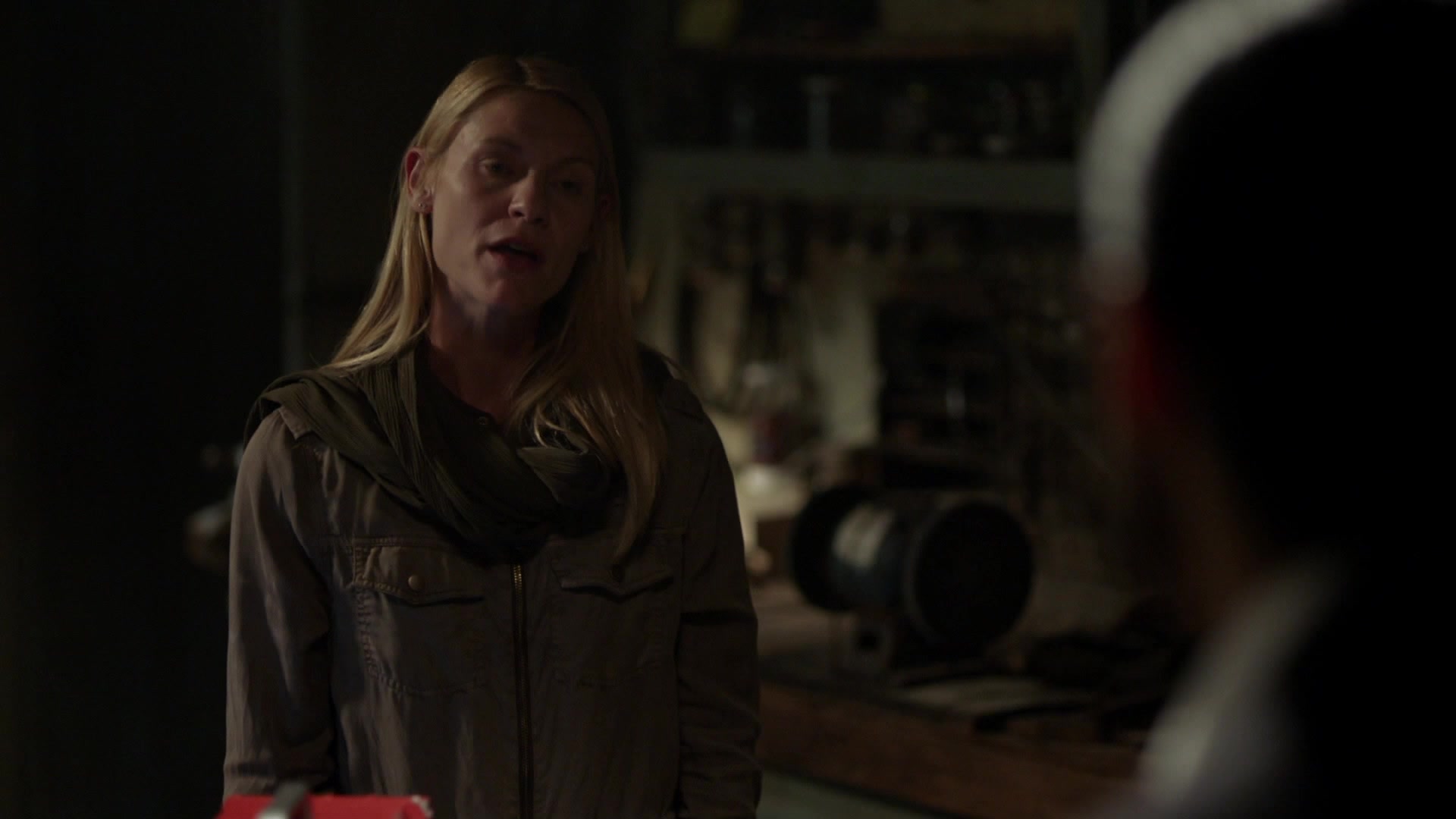 Homeland-8x09-536.jpg Homeland-8x09-536.jpg