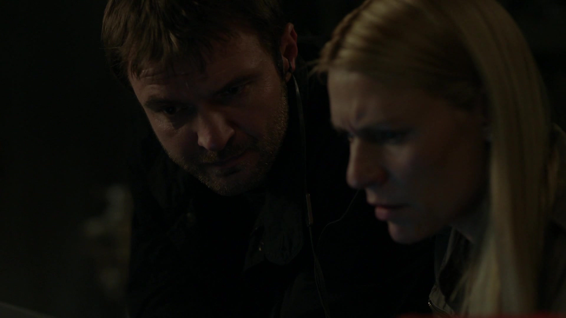 Homeland-8x09-629.jpg Homeland-8x09-629.jpg