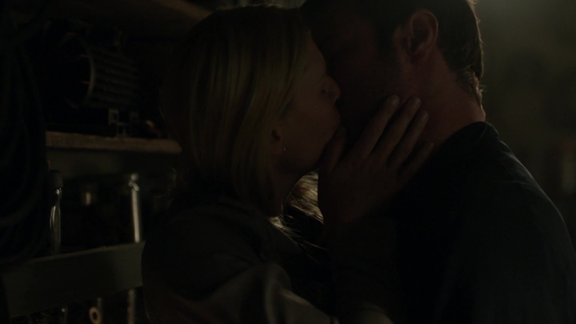 Homeland-8x09-745.jpg